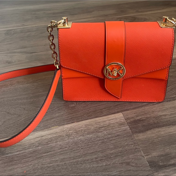 Michael Kors Bag. It’s collection of last year. Orange color. - Picture 3 of 7